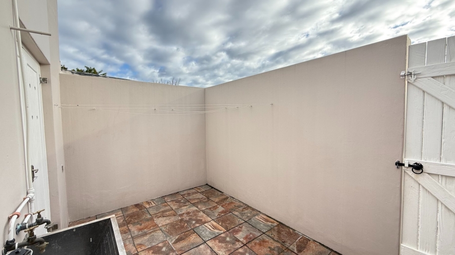 3 Bedroom Property for Sale in Hunters Estate Western Cape